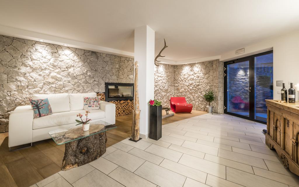 Avita - Suites To Relax Ortisei Extérieur photo